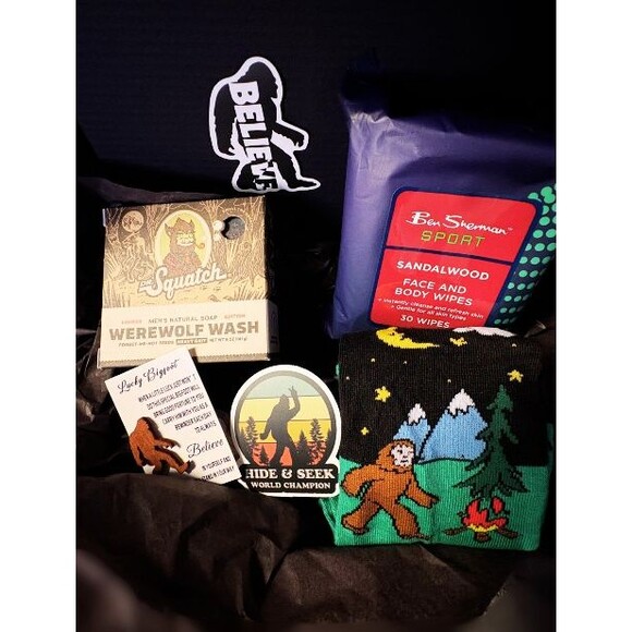 Dr Squatch Bigfoot Horror Bundle – Halloween/Holiday Gift Box - Picture 5 of 5